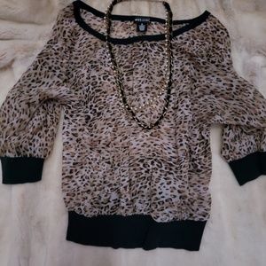Leopard pull over